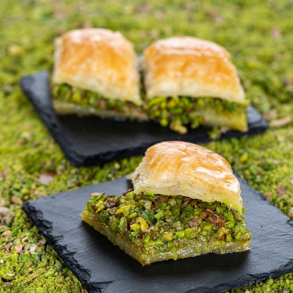 Baklava Nasıl YENİLİR ?